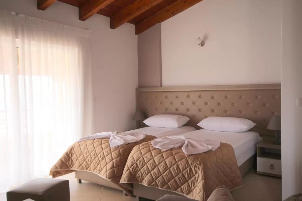 Atlantis Studio SV 3.jpg